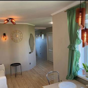 Сдается 2-х комнатная квартира, 80 м²