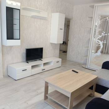 Сдается 2-х комнатная квартира, 60 м²