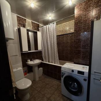 Сдается Многокомнатная квартира, 58 м²