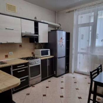 Сдается 1-комнатная квартира, 47 м²