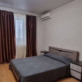 Сдается 1-комнатная квартира, 47 м²