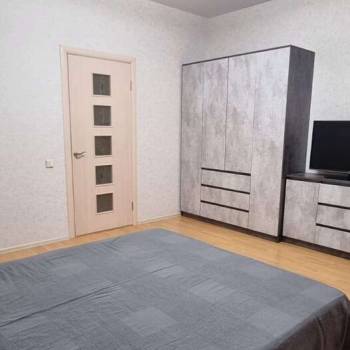 Сдается 1-комнатная квартира, 47 м²