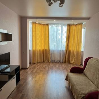 Сдается 2-х комнатная квартира, 70 м²