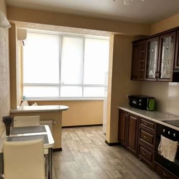 Сдается 1-комнатная квартира, 38 м²