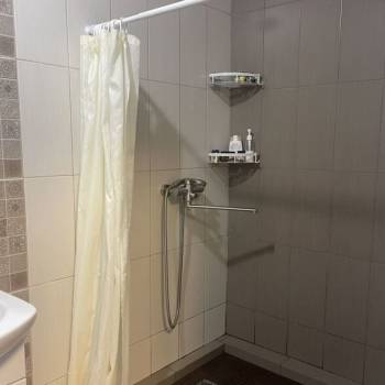 Сдается 1-комнатная квартира, 49 м²