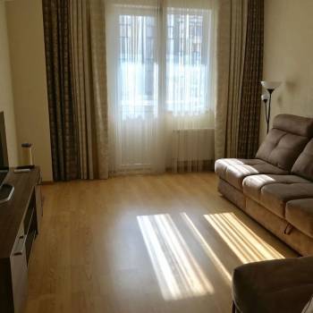 Сдается 1-комнатная квартира, 43 м²