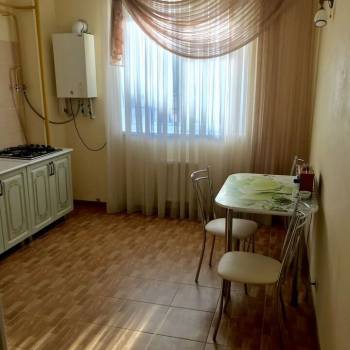 Сдается 1-комнатная квартира, 43 м²