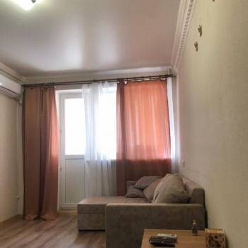 Сдается 1-комнатная квартира, 37 м²