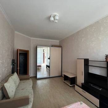 Сдается 1-комнатная квартира, 45 м²