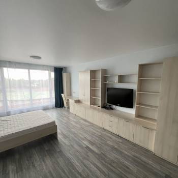 Сдается 1-комнатная квартира, 52 м²
