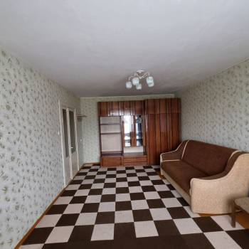 Продается 1-комнатная квартира, 49,4 м²