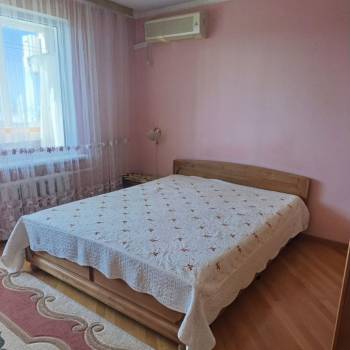Сдается 2-х комнатная квартира, 60 м²
