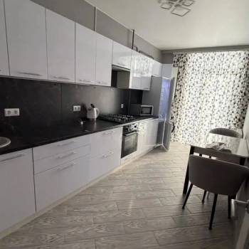 Сдается 1-комнатная квартира, 43,3 м²