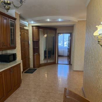 Сдается Многокомнатная квартира, 65 м²