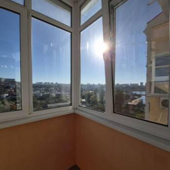 Продается 1-комнатная квартира, 52 м²