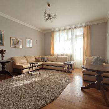 Продается Многокомнатная квартира, 165 м²