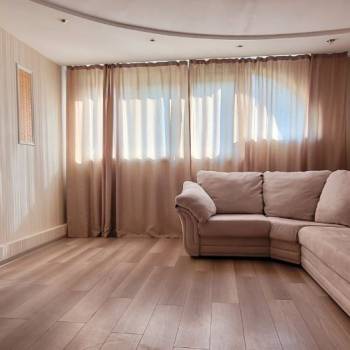 Сдается 1-комнатная квартира, 52 м²