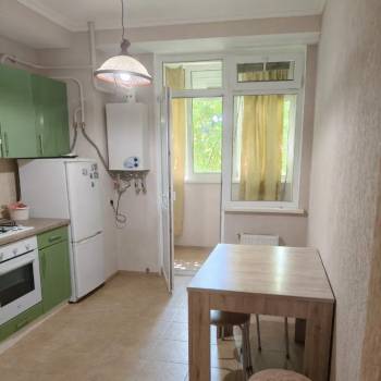 Сдается 1-комнатная квартира, 38 м²