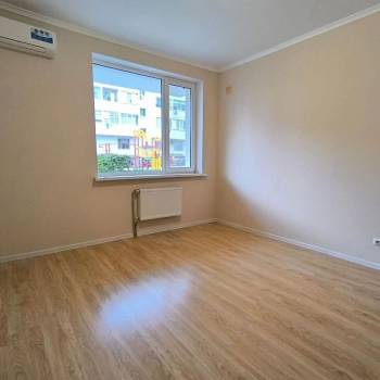 Продается 1-комнатная квартира, 37 м²