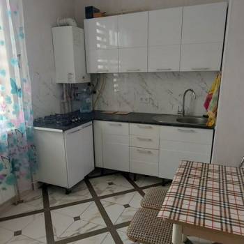 Сдается 1-комнатная квартира, 37 м²