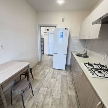 Сдается 1-комнатная квартира, 38 м²