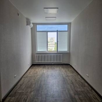 Сдается Нежилое помещение, 18 м²