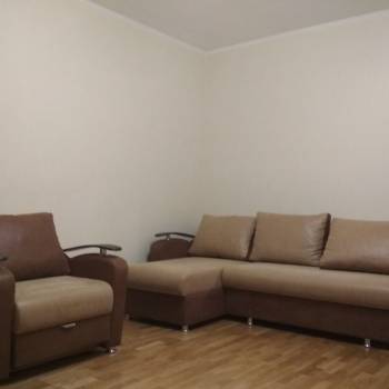 Сдается 1-комнатная квартира, 42 м²