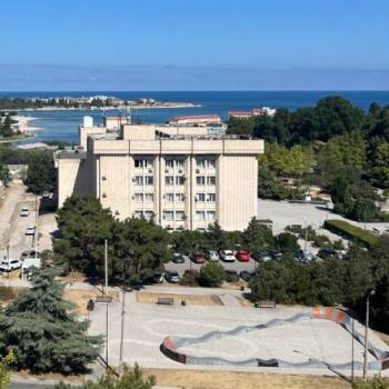 Продается 2-х комнатная квартира, 57 м²