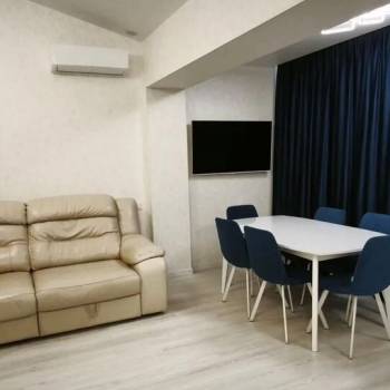 Продается 1-комнатная квартира, 49,1 м²