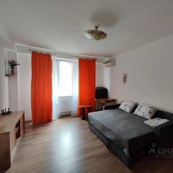 Сдается 1-комнатная квартира, 42,7 м²