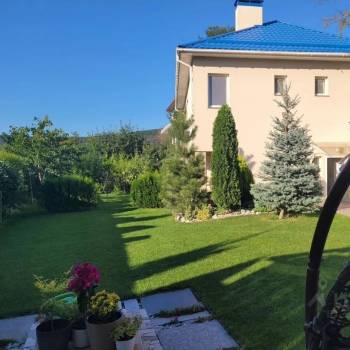 Продается Дом, 210 м²
