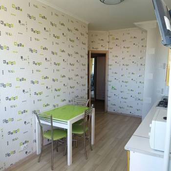 Сдается 1-комнатная квартира, 40 м²