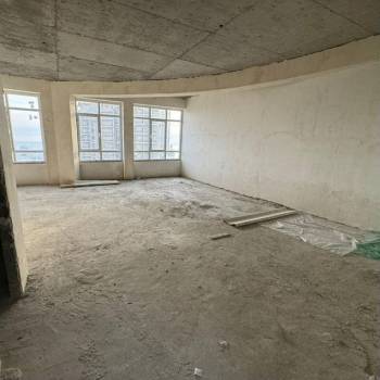 Продается 1-комнатная квартира, 63 м²