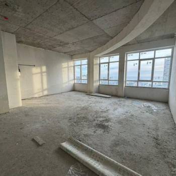 Продается 1-комнатная квартира, 63 м²