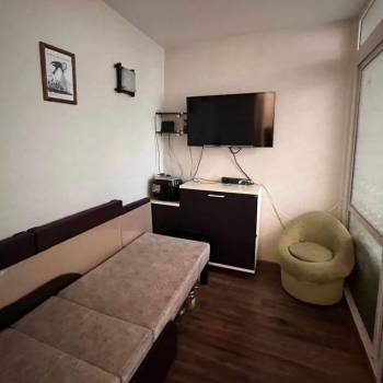 Продается 1-комнатная квартира, 28 м²