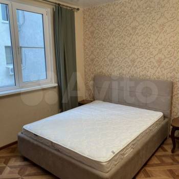 Продается 2-х комнатная квартира, 42 м²