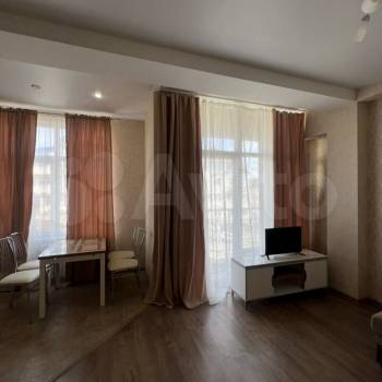 Сдается 1-комнатная квартира, 40 м²