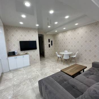 Сдается 2-х комнатная квартира, 81 м²