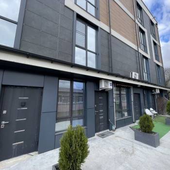 Продается 1-комнатная квартира, 32 м²