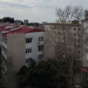 Продается 1-комнатная квартира, 32 м²