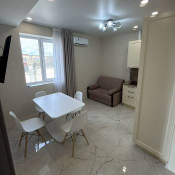 Сдается 1-комнатная квартира, 40 м²