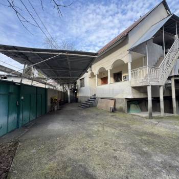 Продается Дом, 200 м²