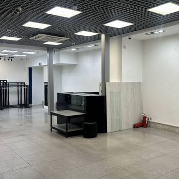 Сдается Нежилое помещение, 100 м²