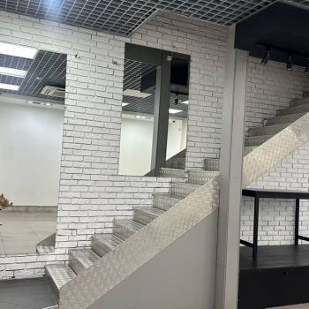 Сдается Нежилое помещение, 100 м²