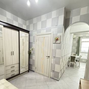 Сдается 1-комнатная квартира, 42 м²