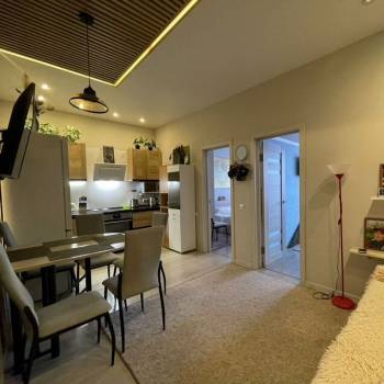 Продается 3-х комнатная квартира, 47,8 м²