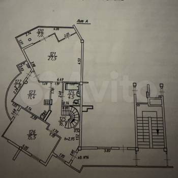 Продается 1-комнатная квартира, 132 м²
