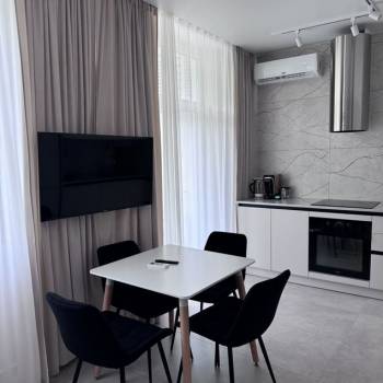 Сдается 1-комнатная квартира, 42 м²