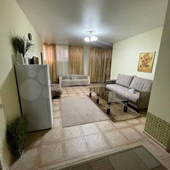 Сдается Многокомнатная квартира, 80 м²