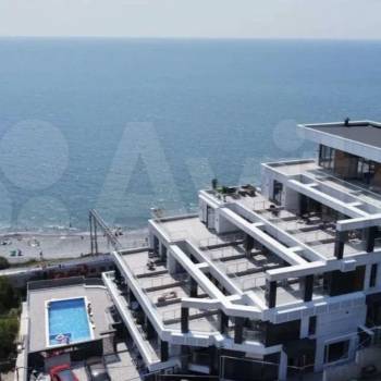 Продается 1-комнатная квартира, 42 м²